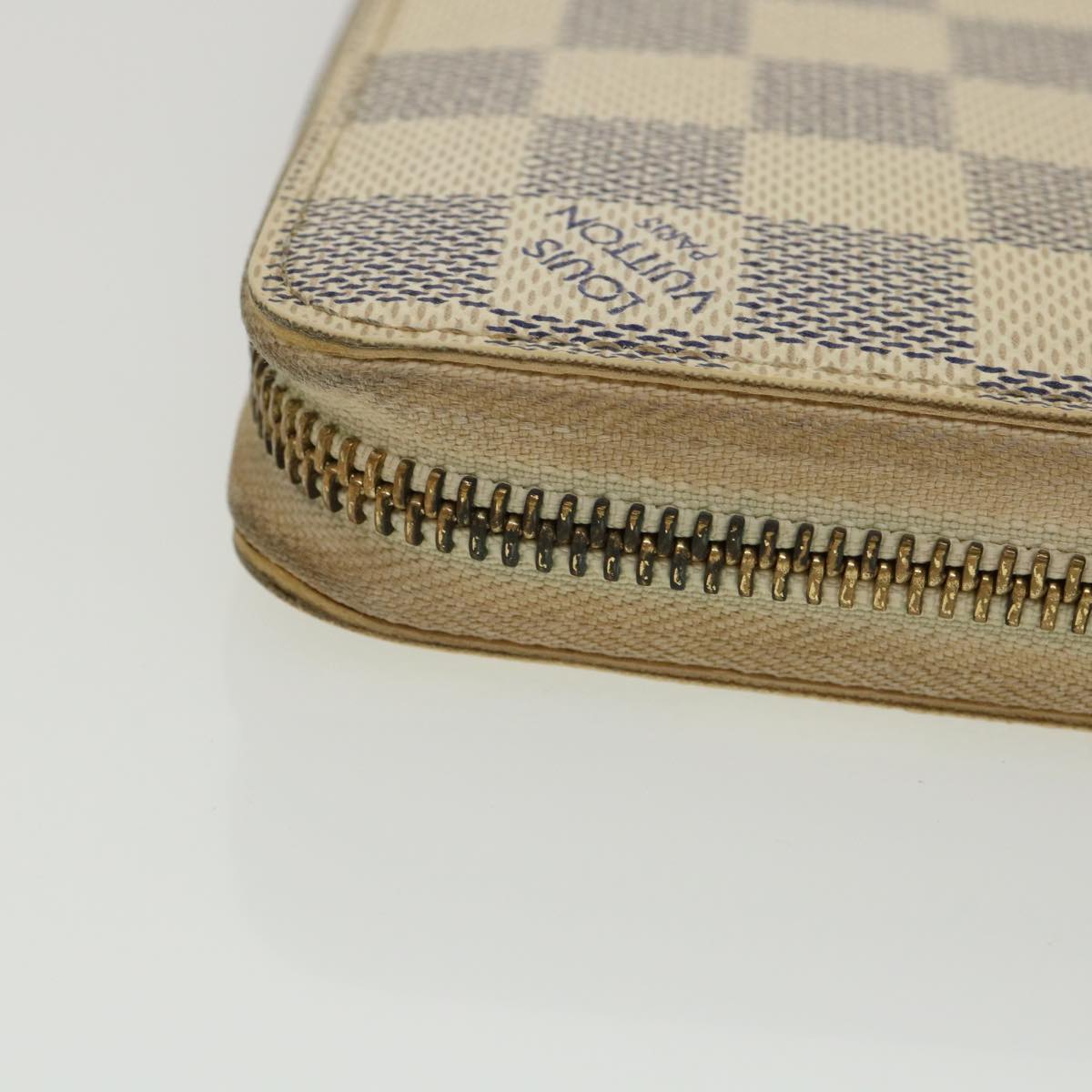 Louis Vuitton Zippy Wallet Turquoise Canvas Wallet (Pre-Owned)