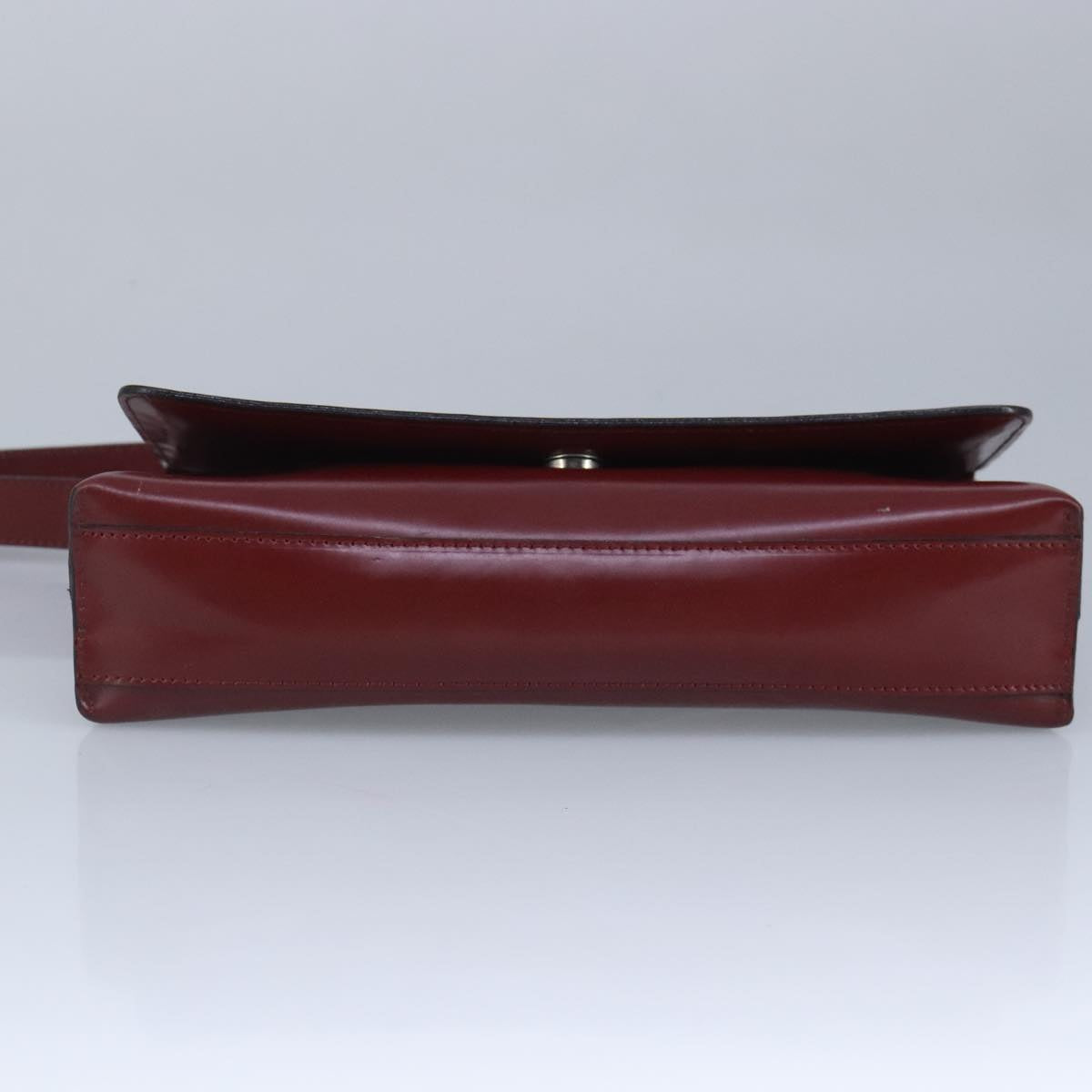 Burberry Red Leather Shoulder Bag (Pre-Owned)