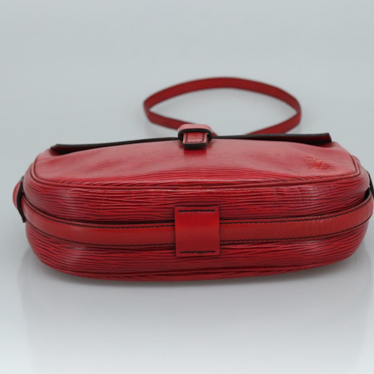 Louis Vuitton Jeune Fille Red Leather Shoulder Bag (Pre-Owned)