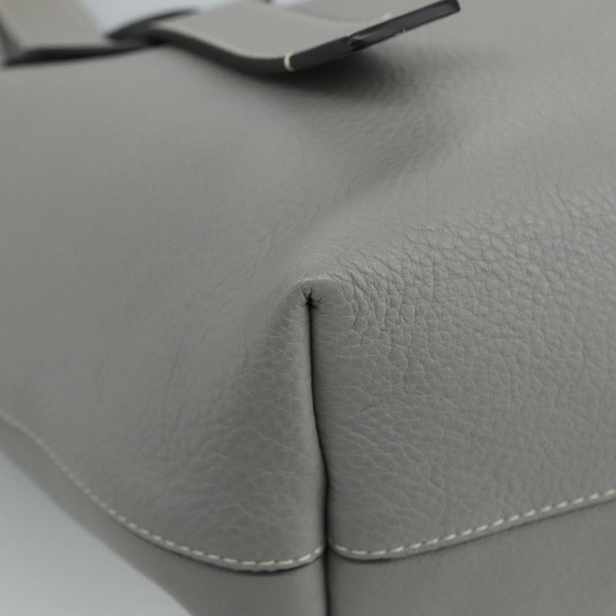 Chloé Darryl Grey Leather Tote Bag (Pre-Owned)