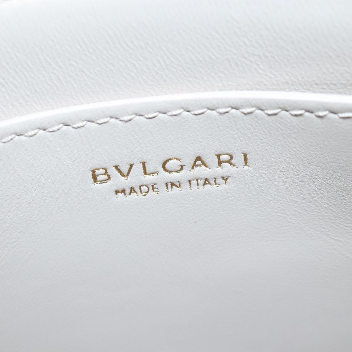 Bulgari Serpenti White Leather Handbag (Pre-Owned)