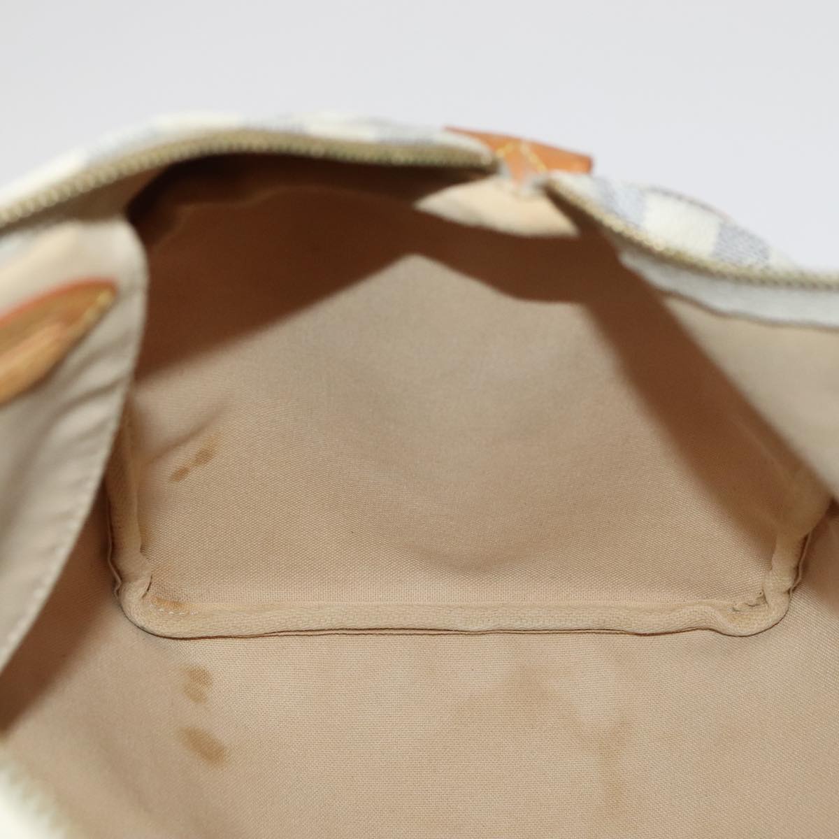 Louis Vuitton Speedy 35 White Canvas Handbag (Pre-Owned)