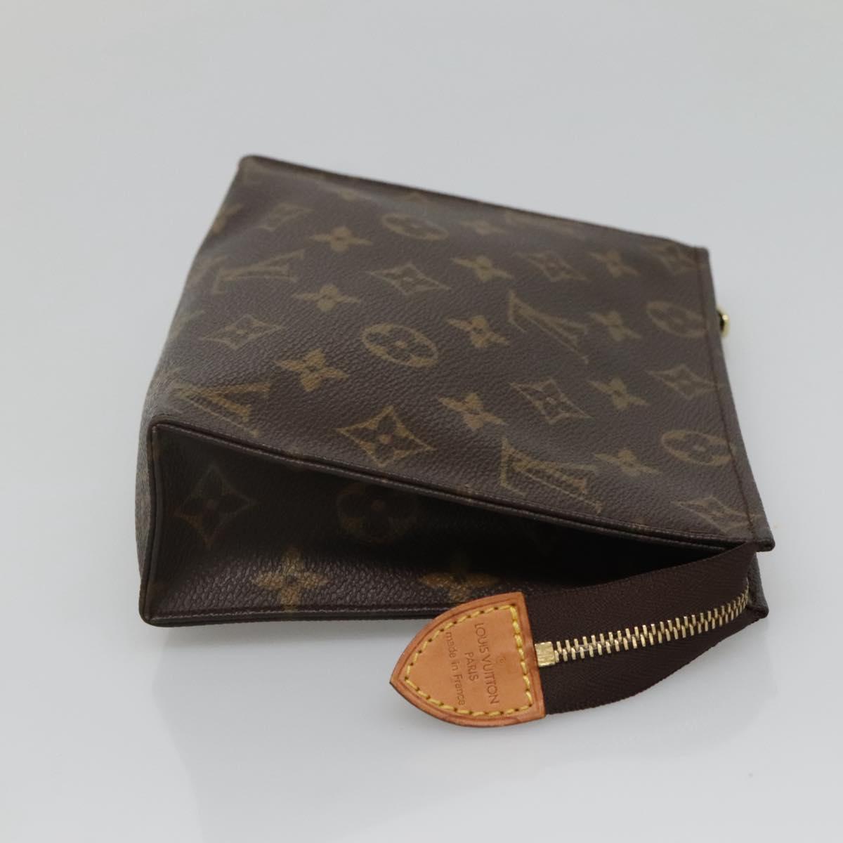 Louis Vuitton Poche Toilette Brown Canvas Clutch Bag (Pre-Owned)
