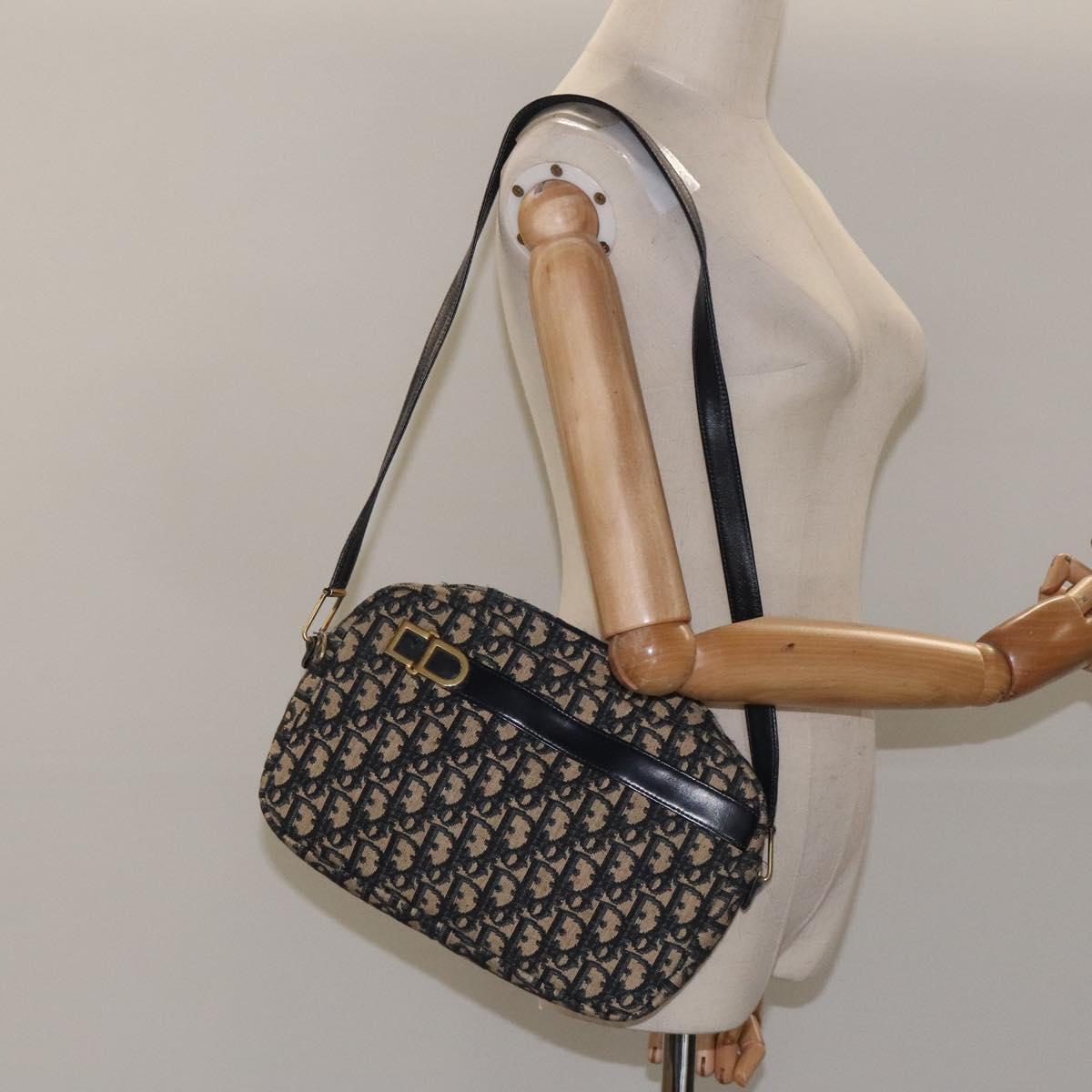 Dior 30 Montaigne Navy Canvas Shoulder Bag (Pre-Owned)