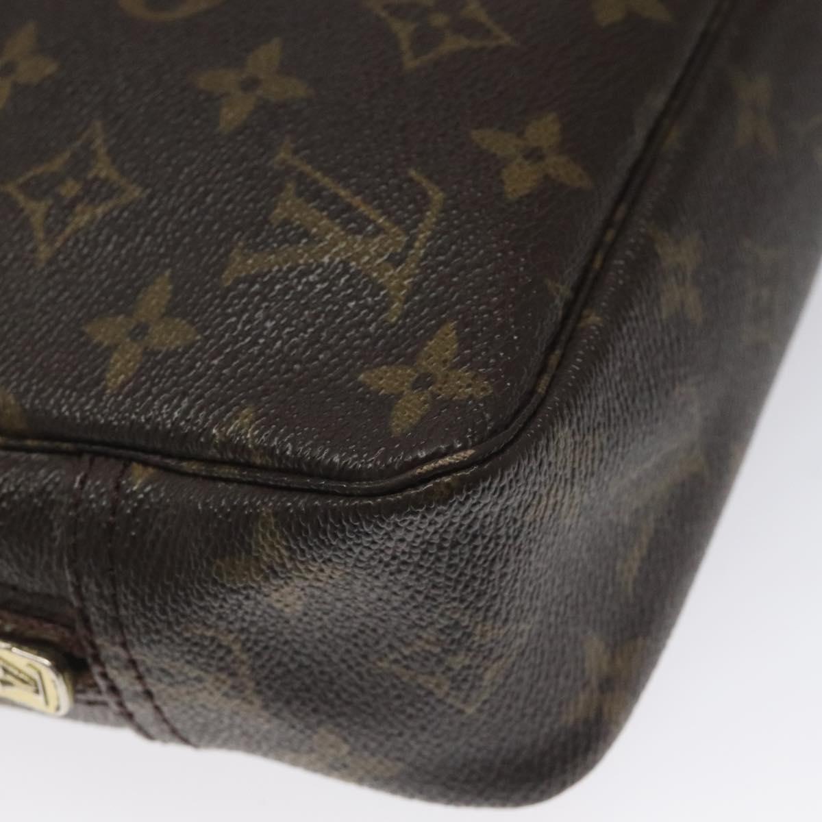 Louis Vuitton Truth Toilette 23 Brown Canvas Clutch Bag (Pre-Owned)
