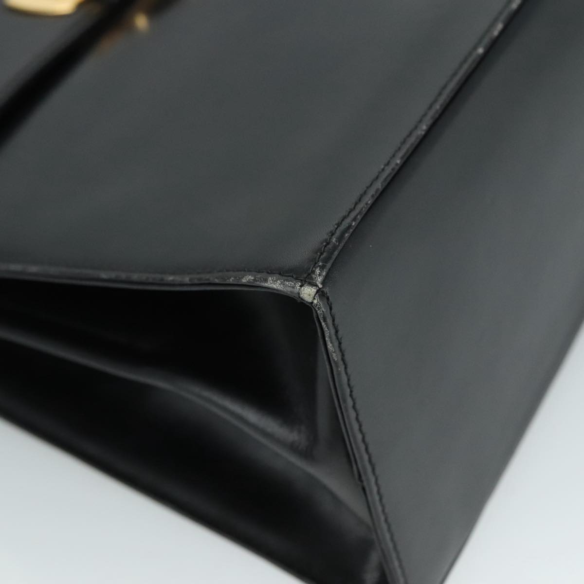 Salvatore Ferragamo Gancini Black Leather Handbag (Pre-Owned)