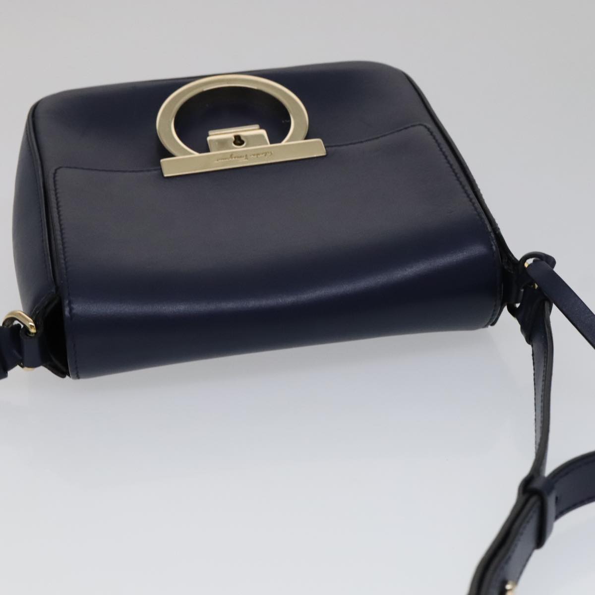 Salvatore Ferragamo Tassel Navy Leather Shoulder Bag (Pre-Owned)