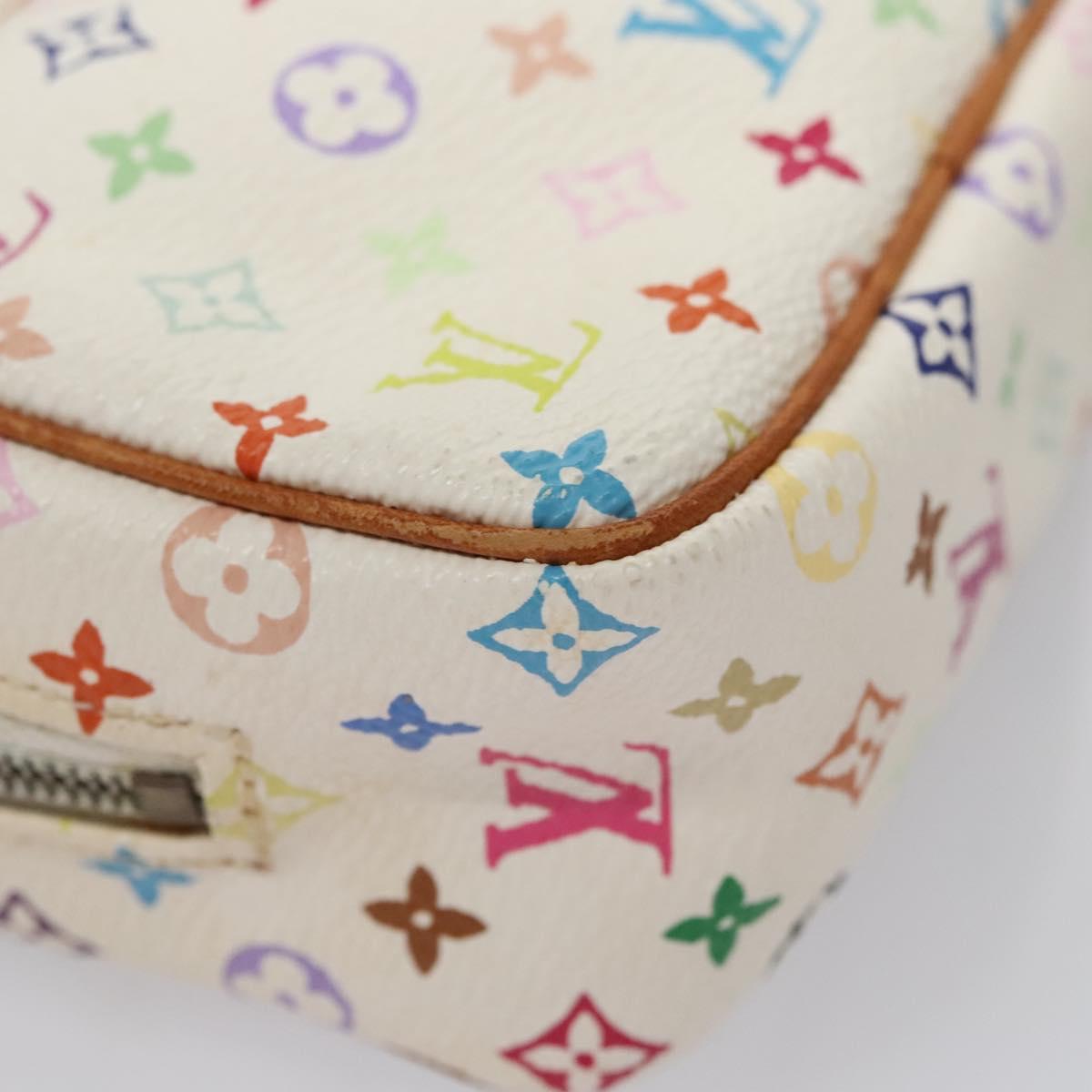 Louis Vuitton Wapiti White Canvas Clutch Bag (Pre-Owned)