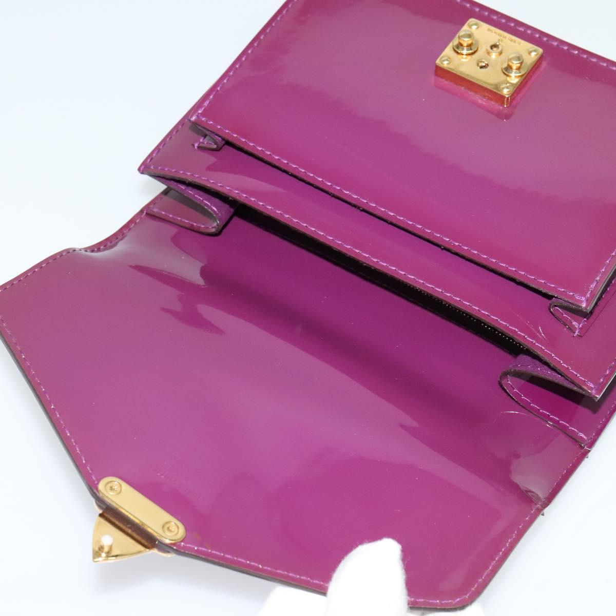 Louis Vuitton Monceau Burgundy Patent Leather Handbag (Pre-Owned)