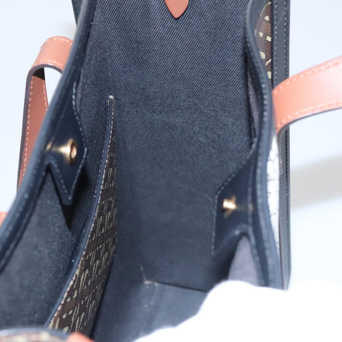 Burberry Stripe Brown Canvas Tote Bag (Pre-Owned)