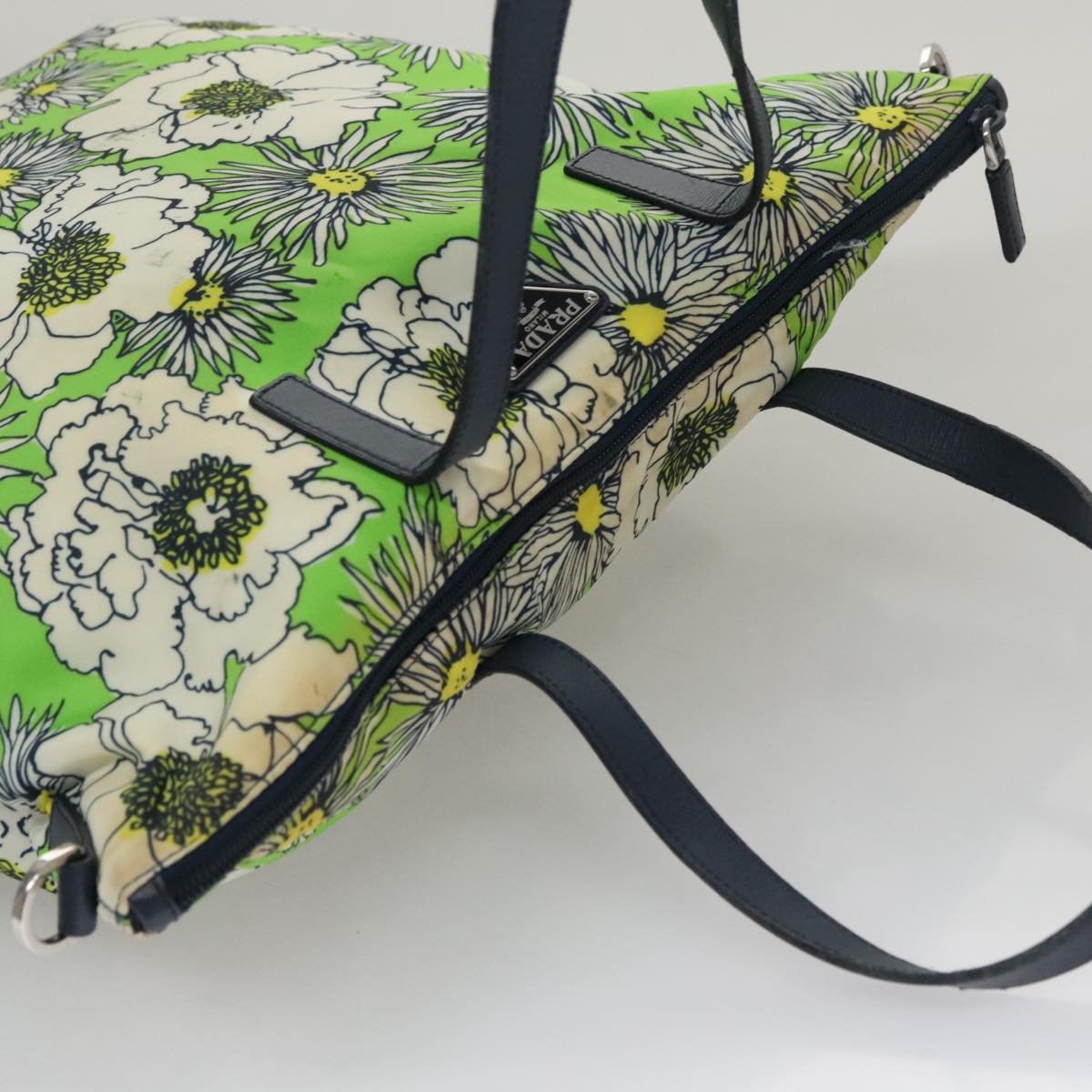 Prada Re-Nylon Green Synthetic Handbag (Pre-Owned)