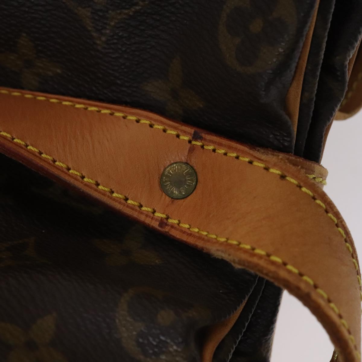Louis Vuitton Saumur 35 Brown Canvas Shoulder Bag (Pre-Owned)