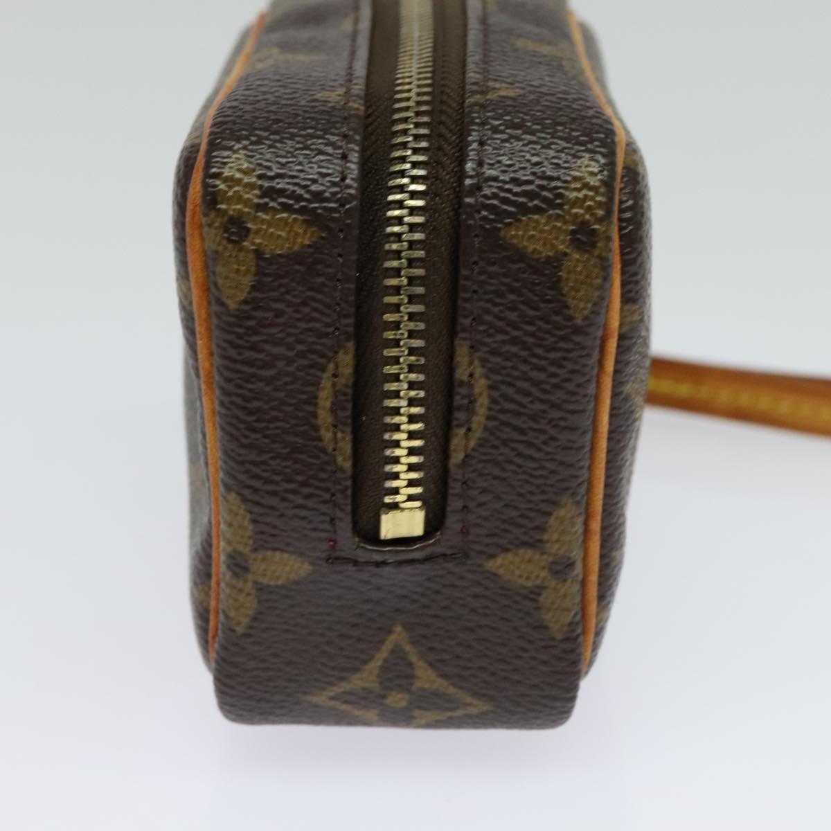 Louis Vuitton Wapity Brown Canvas Clutch Bag (Pre-Owned)