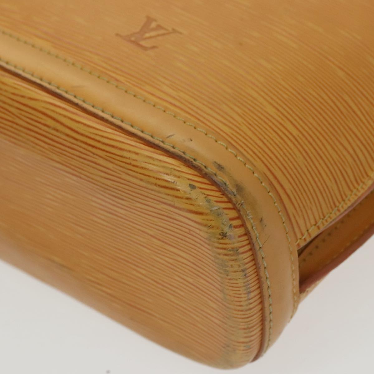 Louis Vuitton Lussac Yellow Leather Shoulder Bag (Pre-Owned)