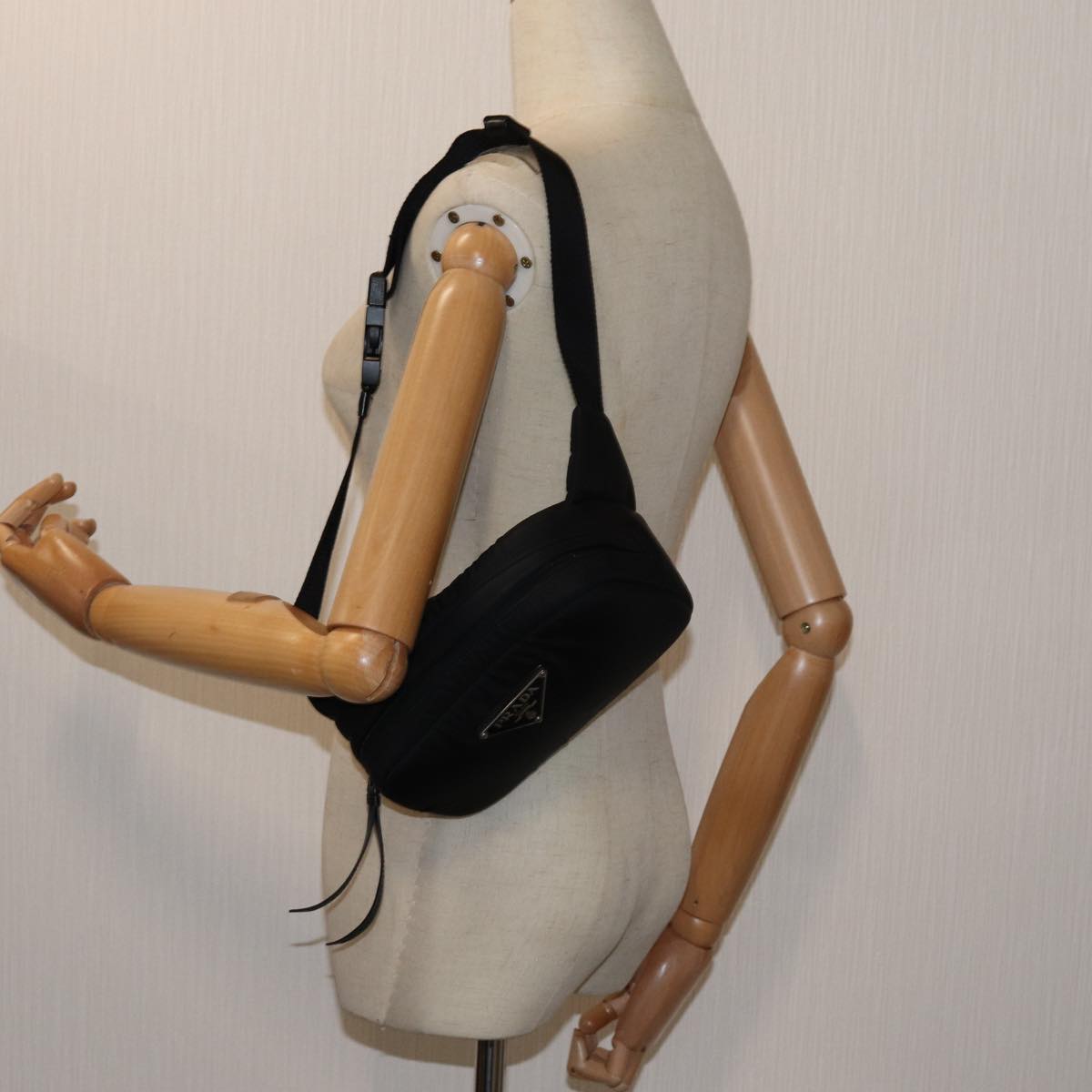 Prada Tessuto Black Synthetic Shoulder Bag (Pre-Owned)
