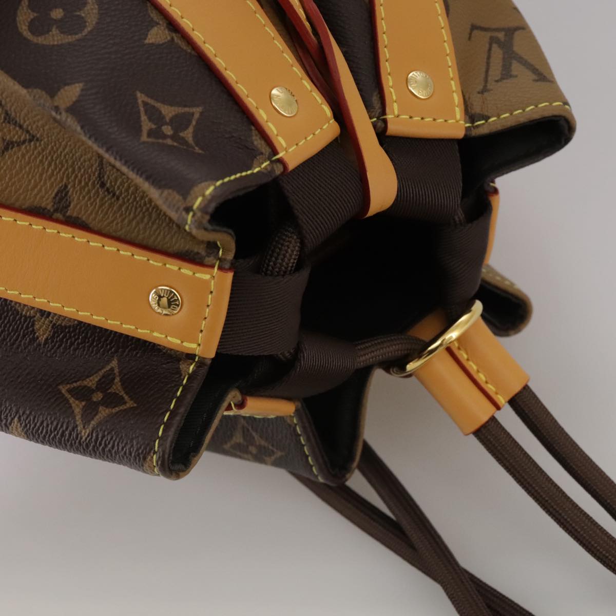 Louis Vuitton Randonnée Brown Canvas Shoulder Bag (Pre-Owned)