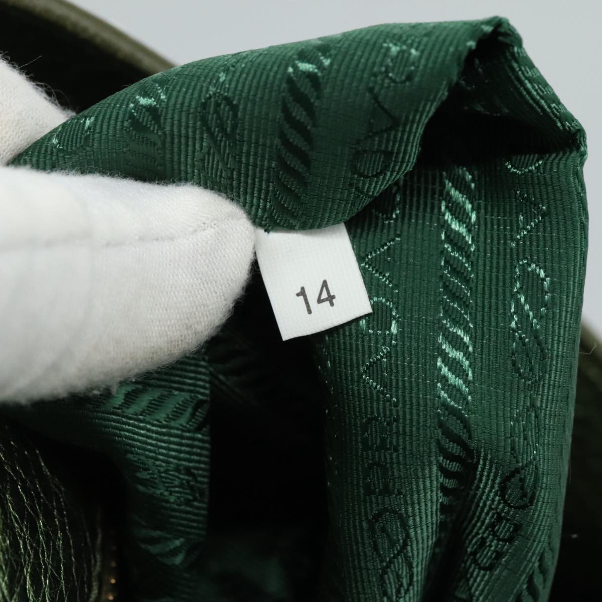 Prada Saffiano Green Leather Tote Bag (Pre-Owned)