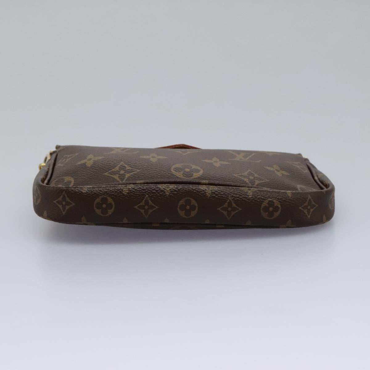 Louis Vuitton Multi Pochette Accessoires Brown Canvas Clutch Bag (Pre-Owned)