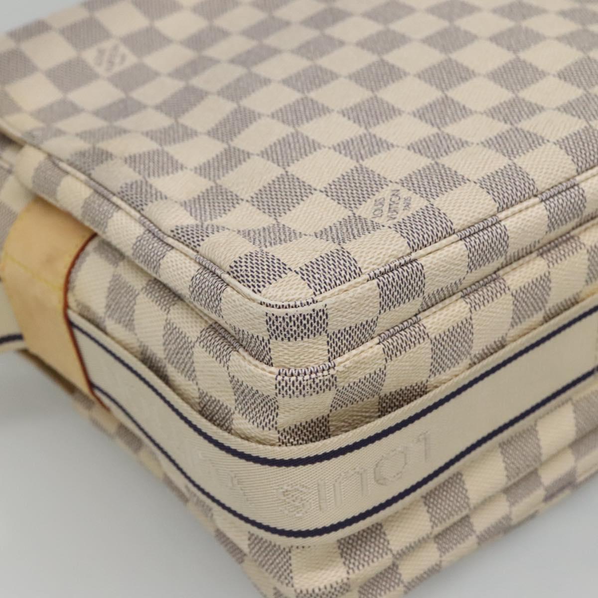 Louis Vuitton Naviglio Beige Canvas Shoulder Bag (Pre-Owned)