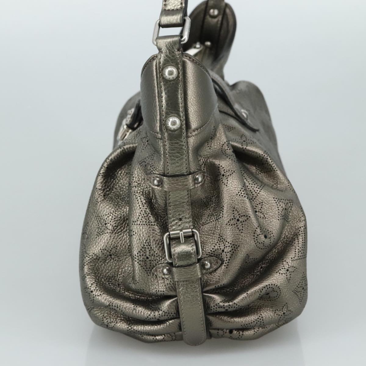 Louis Vuitton Xs Silver Leather Shoulder Bag (Pre-Owned)