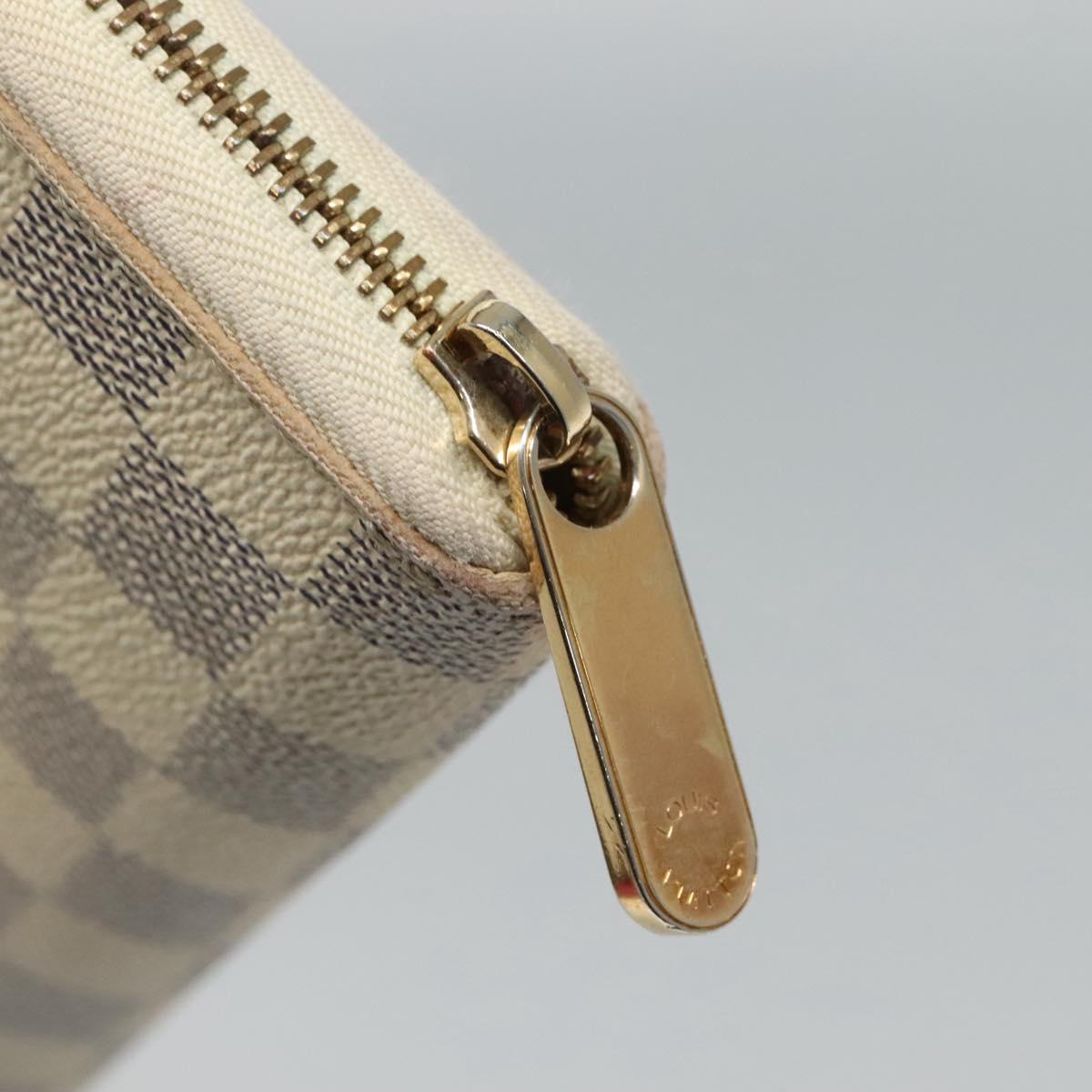 Louis Vuitton Zippy Organizer White Canvas Wallet (Pre-Owned)
