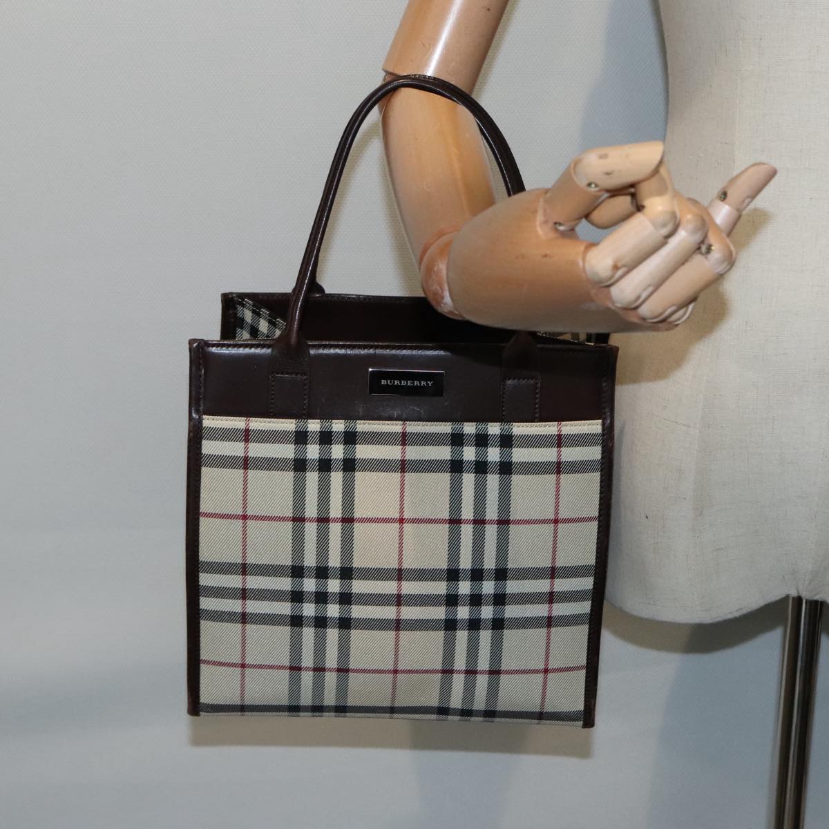 Burberry Nova Check Beige Canvas Tote Bag (Pre-Owned)