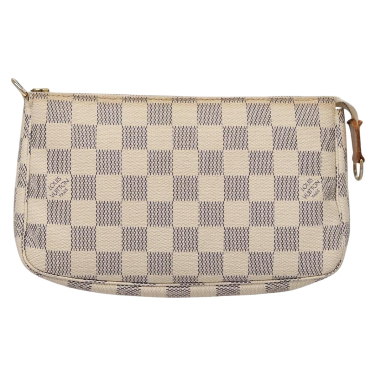 Louis Vuitton Pochette Accessoire White Canvas Clutch Bag (Pre-Owned)