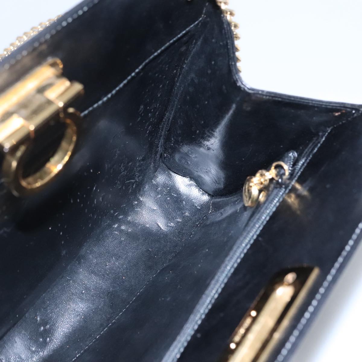 Salvatore Ferragamo Gancini Black Leather Shoulder Bag (Pre-Owned)