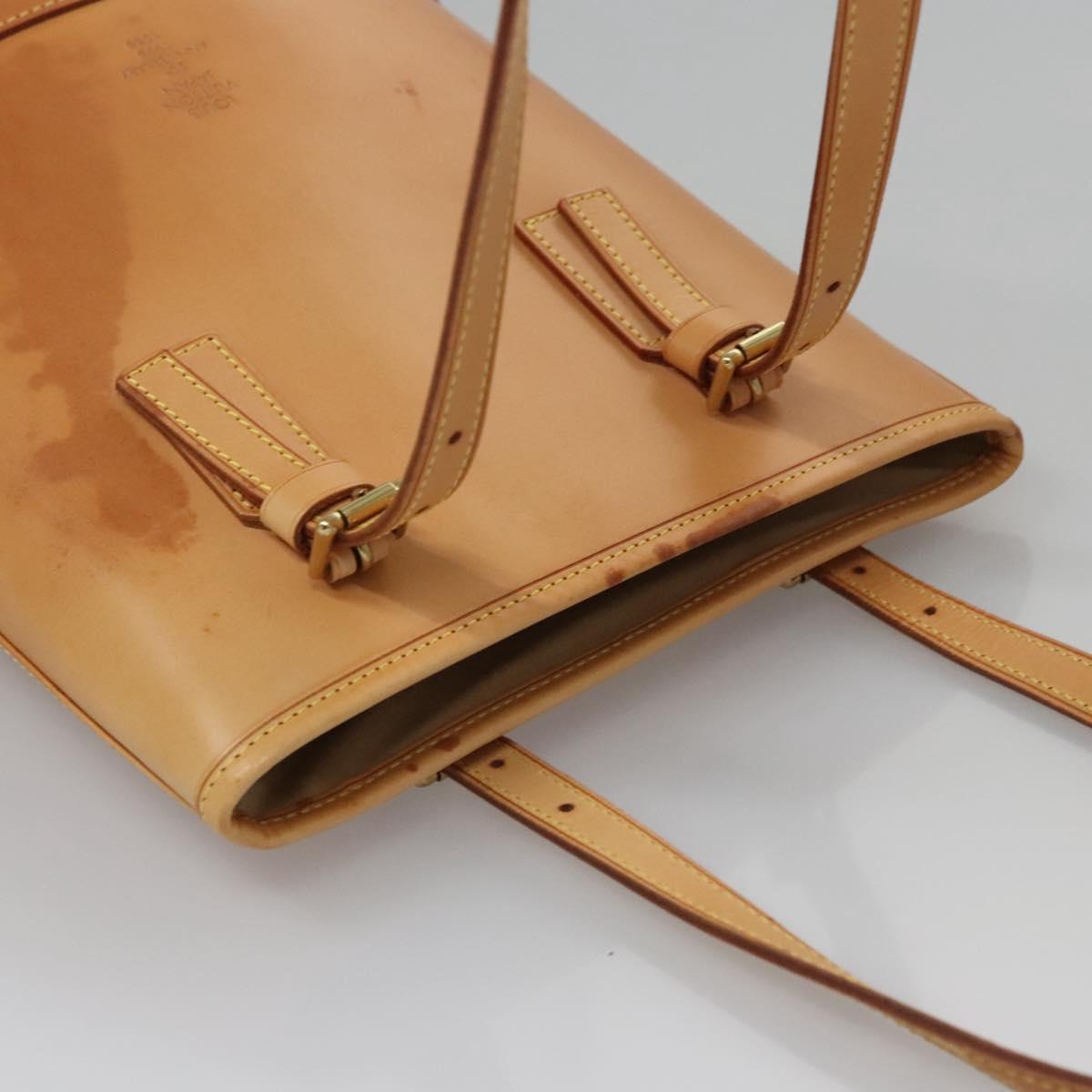 Louis Vuitton Bucket Beige Leather Tote Bag (Pre-Owned)