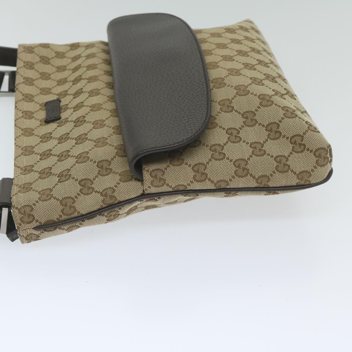 Gucci Gg Canvas Beige Canvas Shoulder Bag (Pre-Owned)