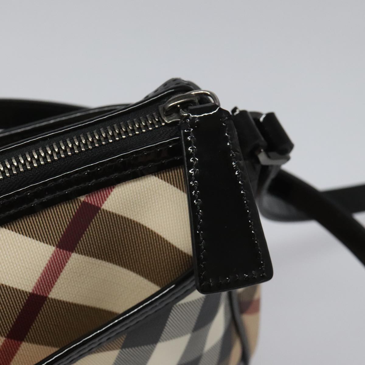 Burberry Nova Check Beige Canvas Shoulder Bag (Pre-Owned)