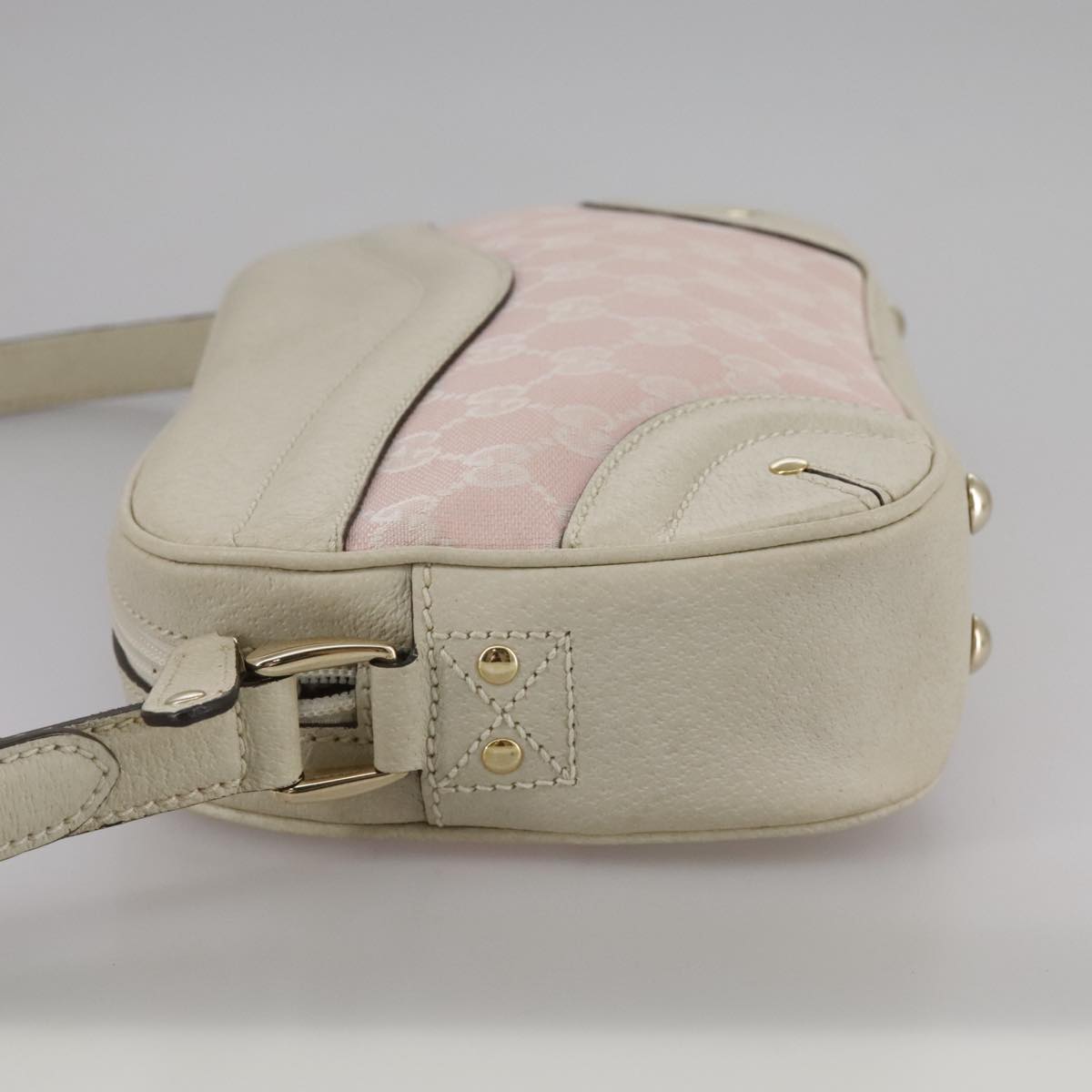 Gucci Crest Pink Leather Shoulder Bag (Pre-Owned)