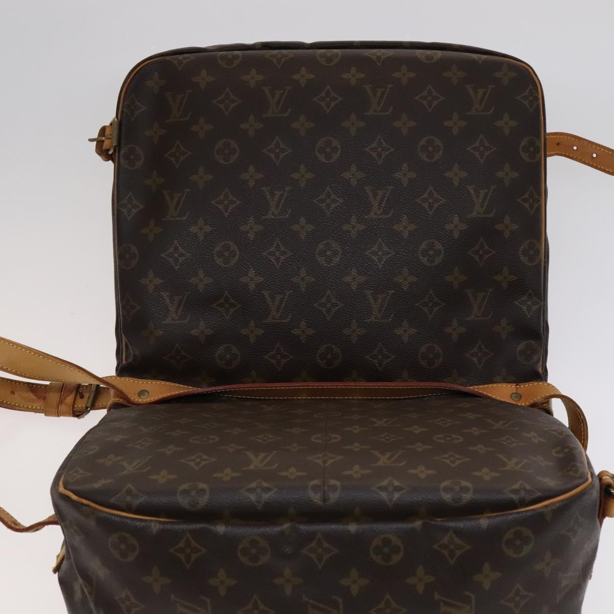 Louis Vuitton Saumur 35 Brown Canvas Shoulder Bag (Pre-Owned)
