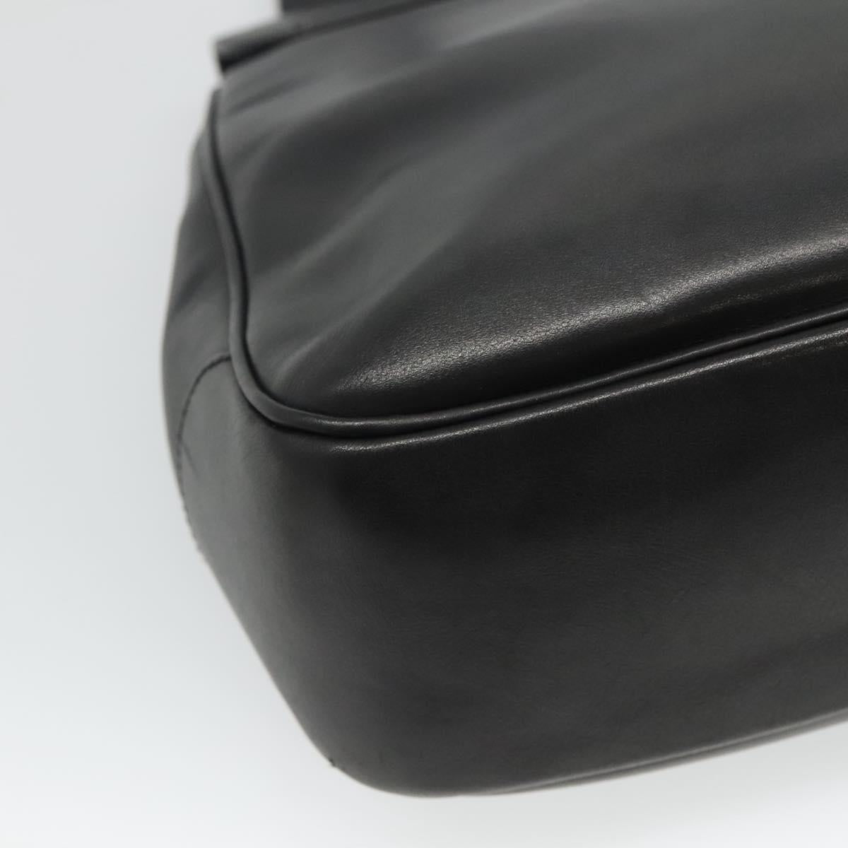 Salvatore Ferragamo Gancini Black Leather Shoulder Bag (Pre-Owned)