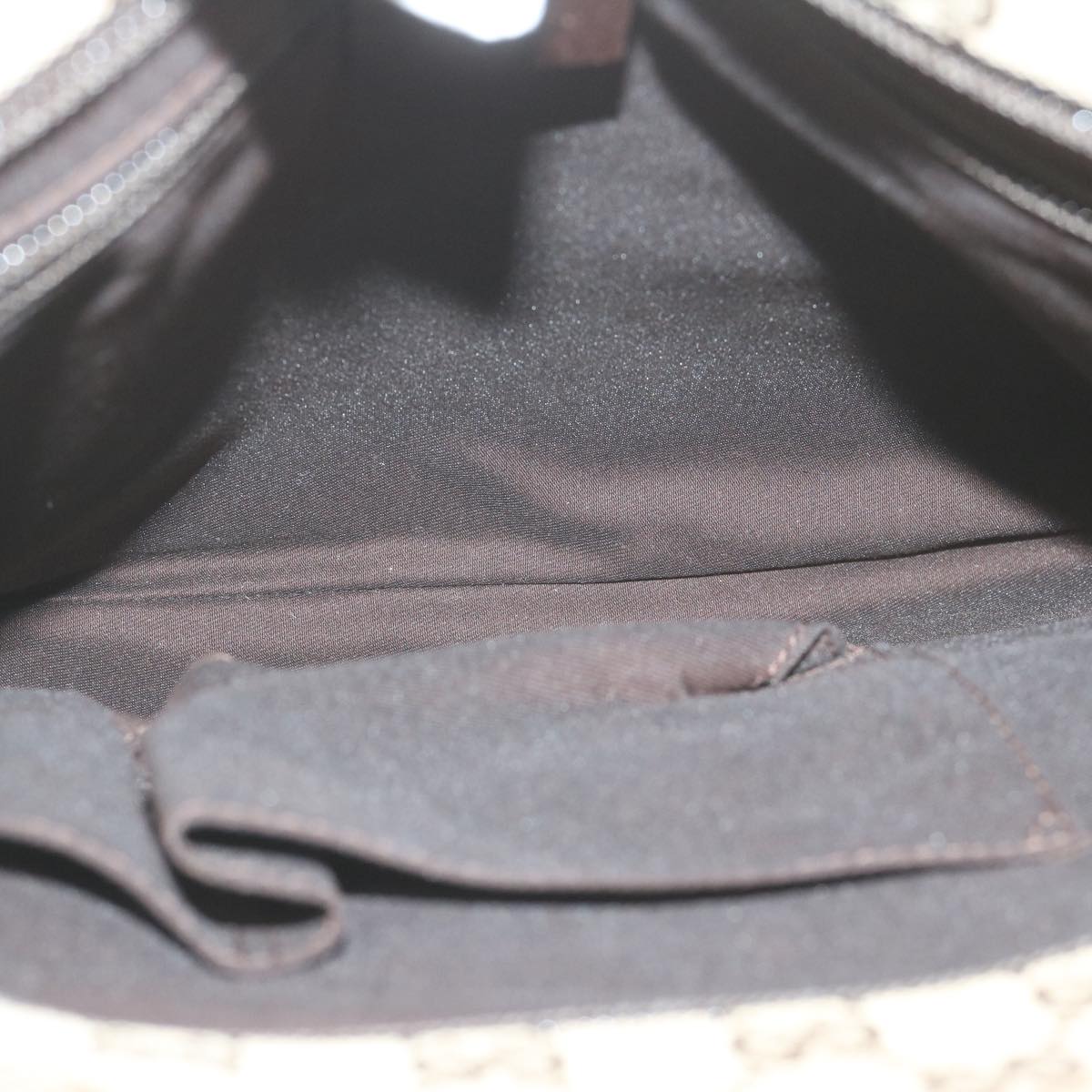 Gucci Gg Canvas Beige Canvas Shoulder Bag (Pre-Owned)