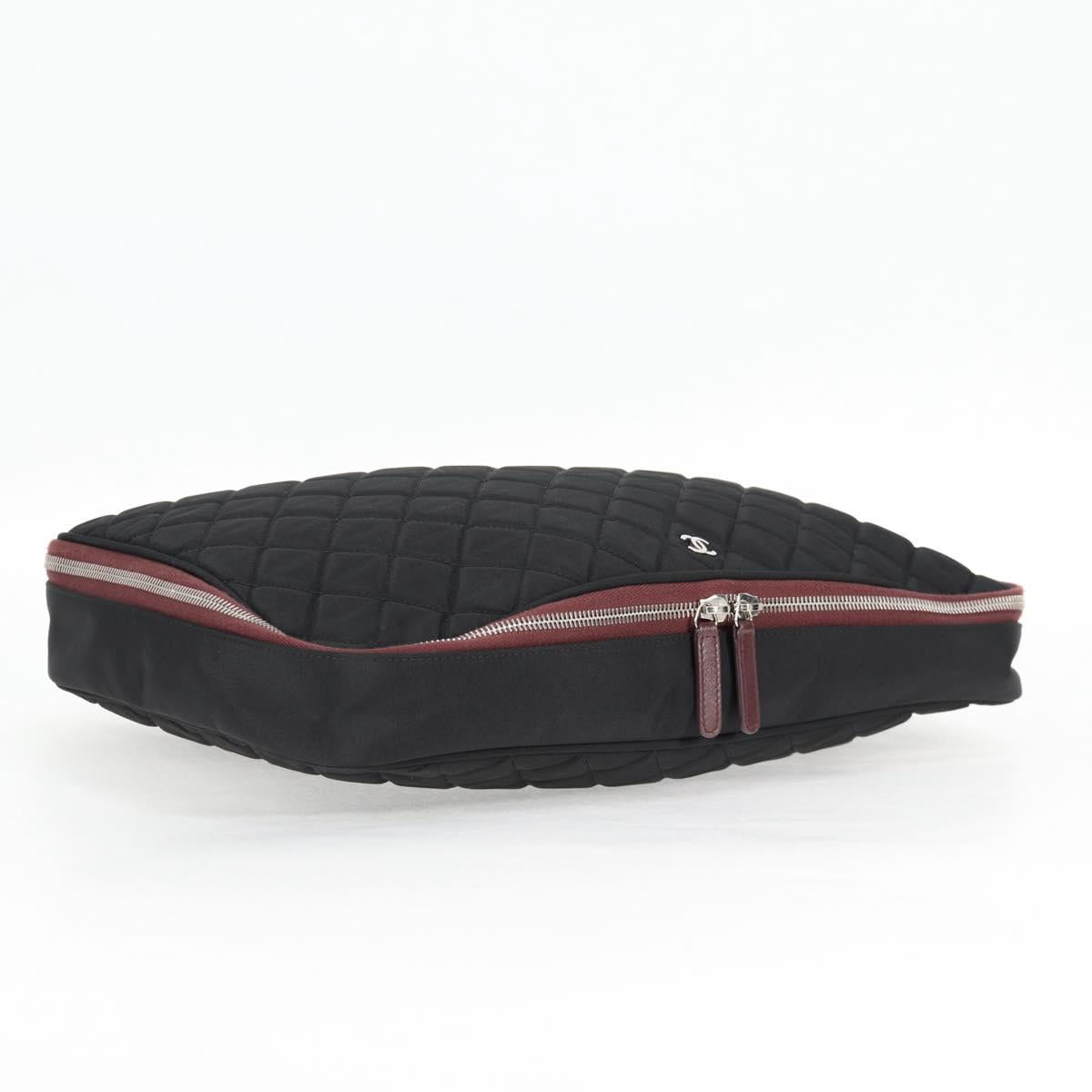 Chanel Cc Black Nylon Clutch Bag (Pre-Owned)