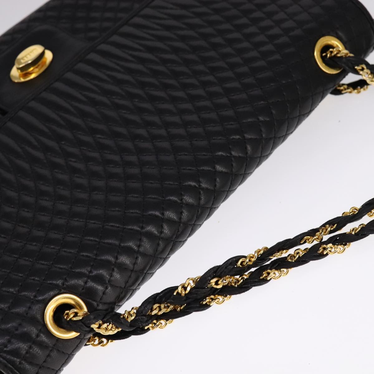Bally Black Leather Shoulder Bag (Pre-Owned)