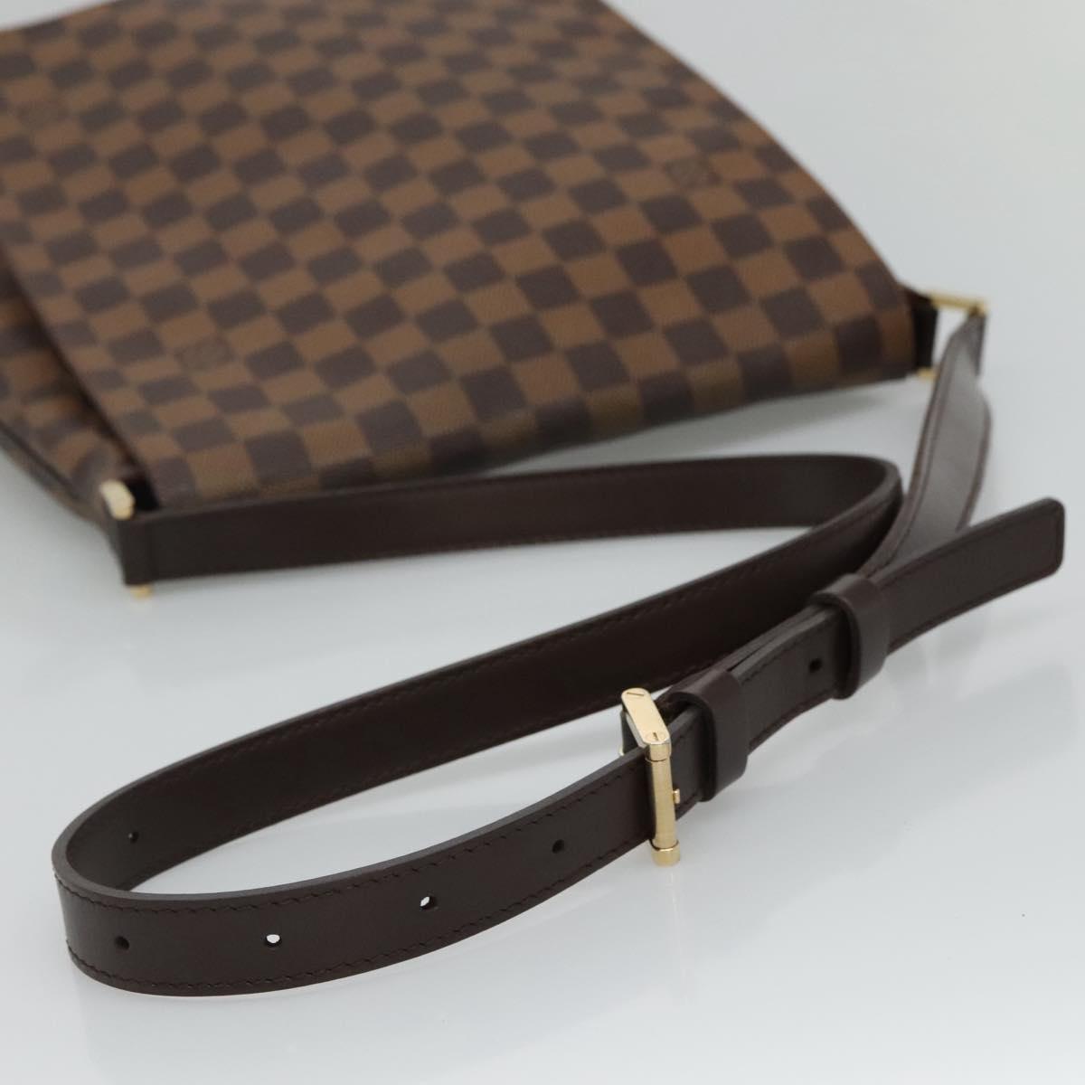 Louis Vuitton Musette Salsa Brown Canvas Shoulder Bag (Pre-Owned)