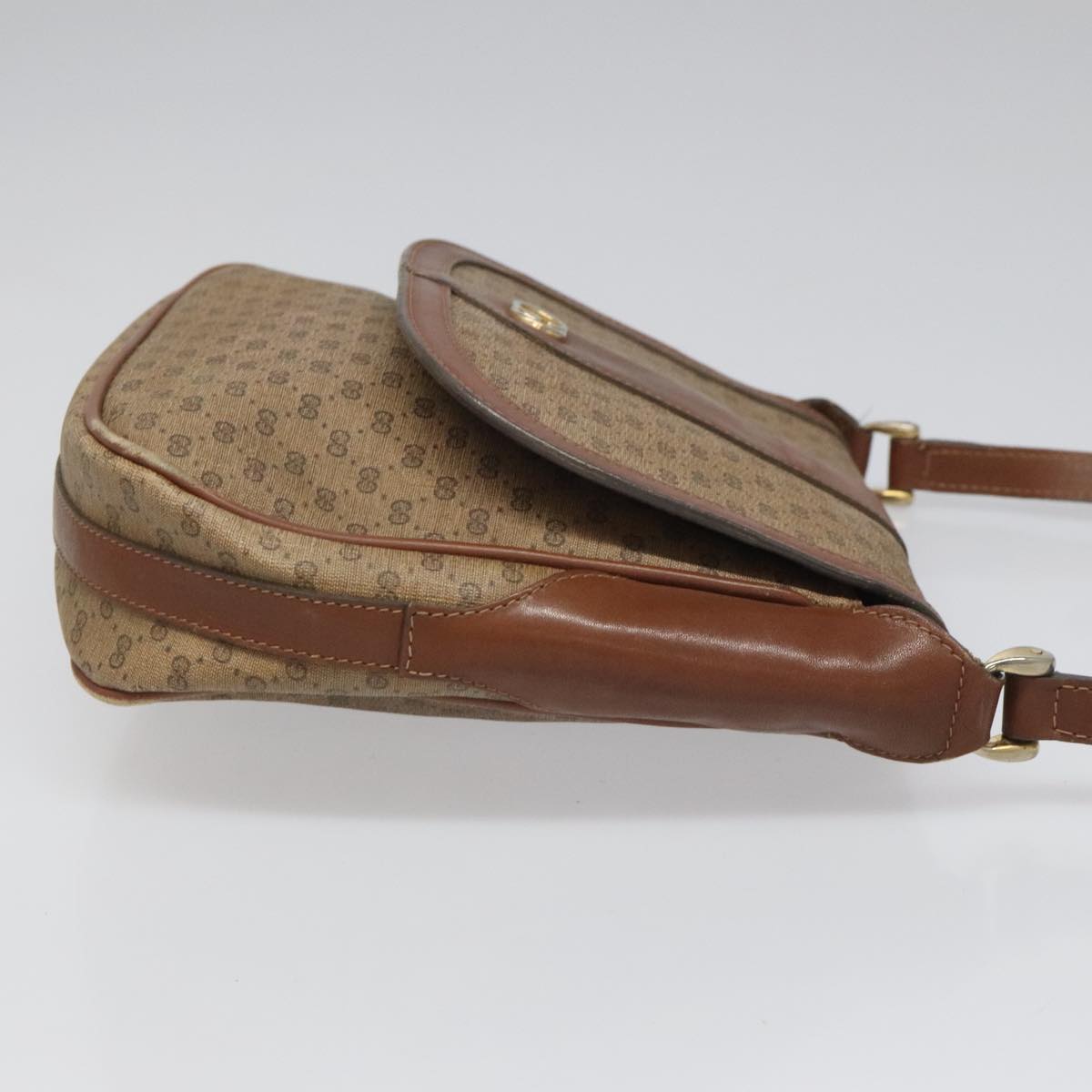 Gucci Micro Small Gg Canvas Brown Canvas Shoulder Bag (Pre-Owned)