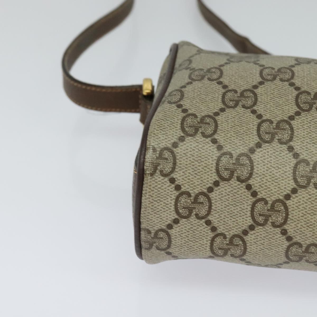 Gucci Shelly Beige Canvas Shoulder Bag (Pre-Owned)