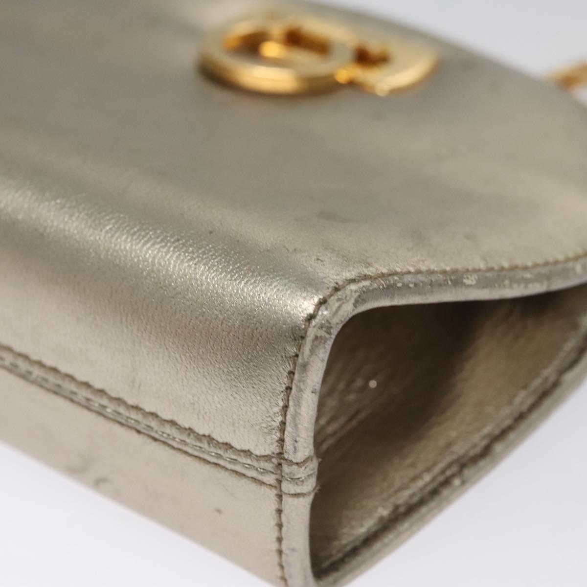 Salvatore Ferragamo Gancini Silver Leather Shoulder Bag (Pre-Owned)
