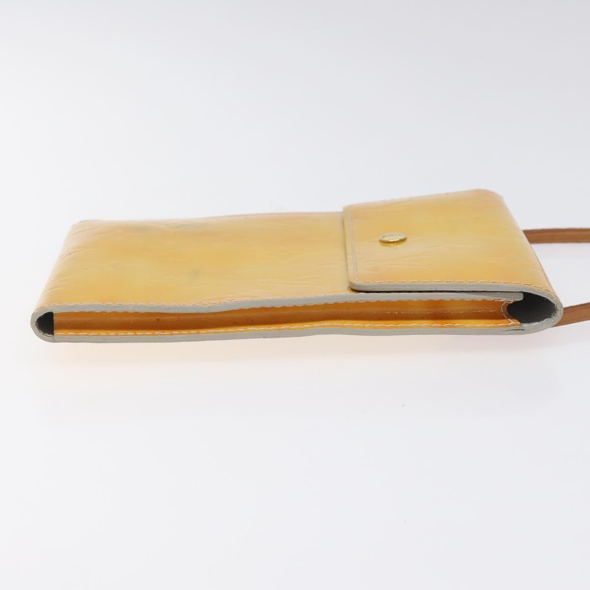 Louis Vuitton Kenmare Yellow Patent Leather Clutch Bag (Pre-Owned)