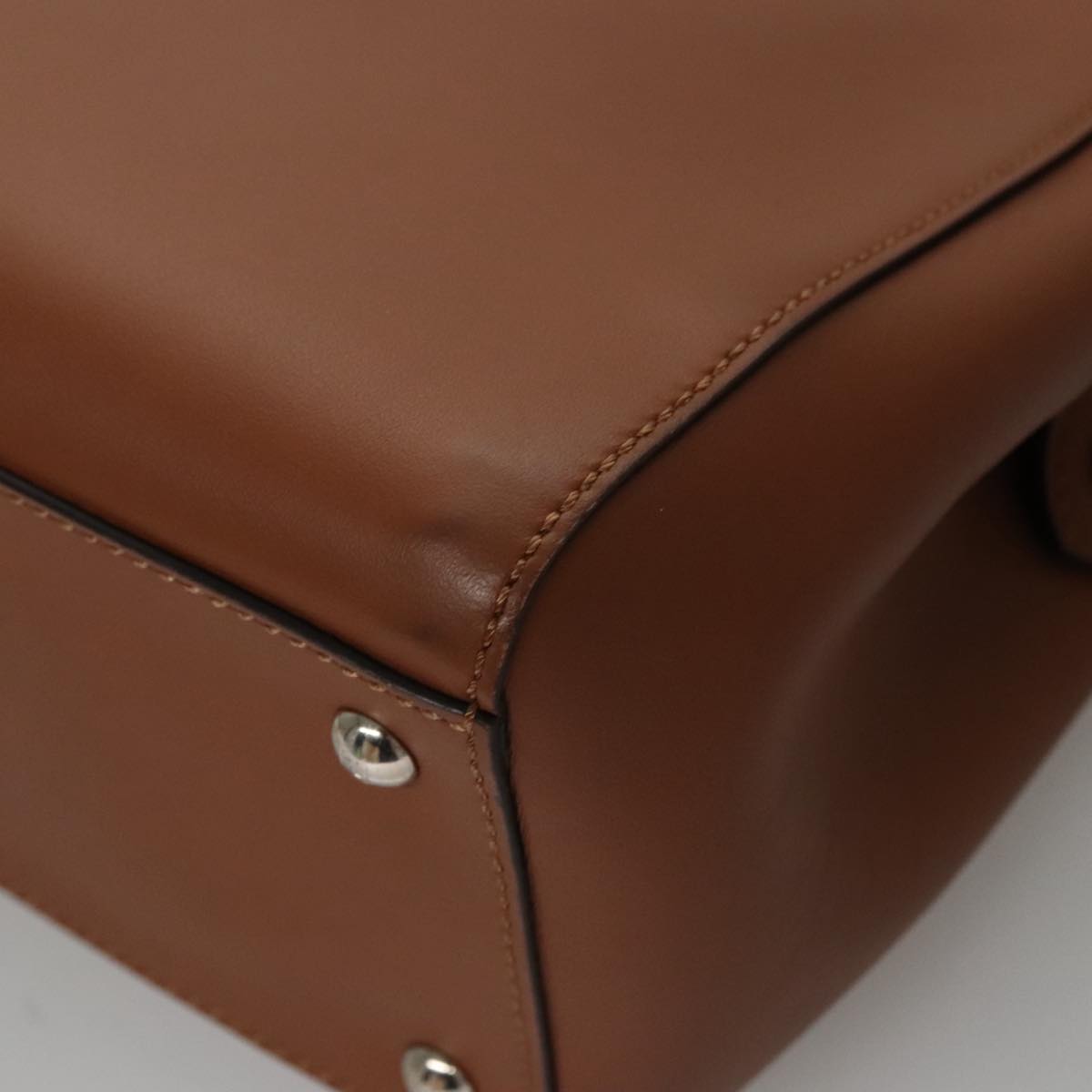 Fendi Dot Com Brown Leather Handbag (Pre-Owned)