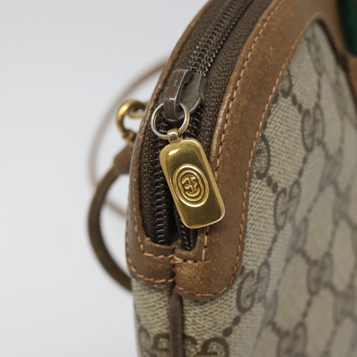 Gucci Ophidia Beige Canvas Shoulder Bag (Pre-Owned)