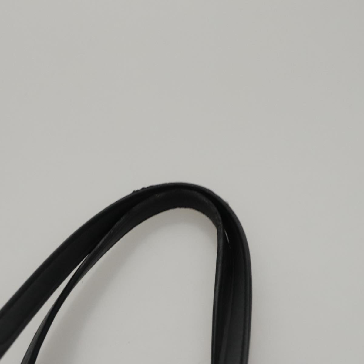 Balenciaga Everyday Black Leather Tote Bag (Pre-Owned)