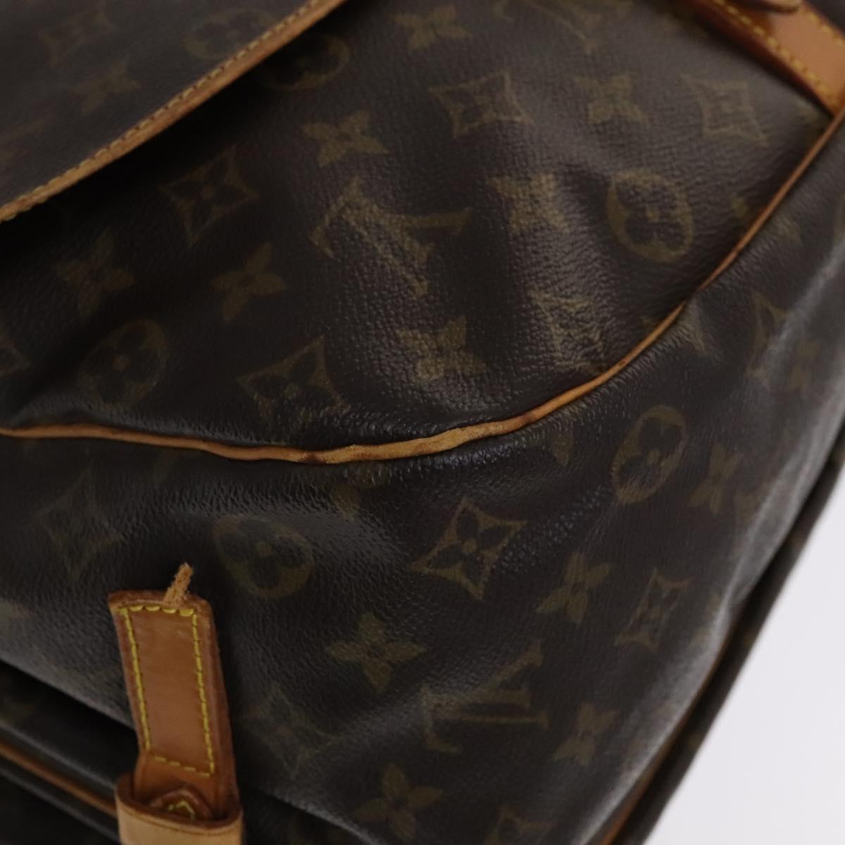 Louis Vuitton Saumur 35 Brown Canvas Shoulder Bag (Pre-Owned)