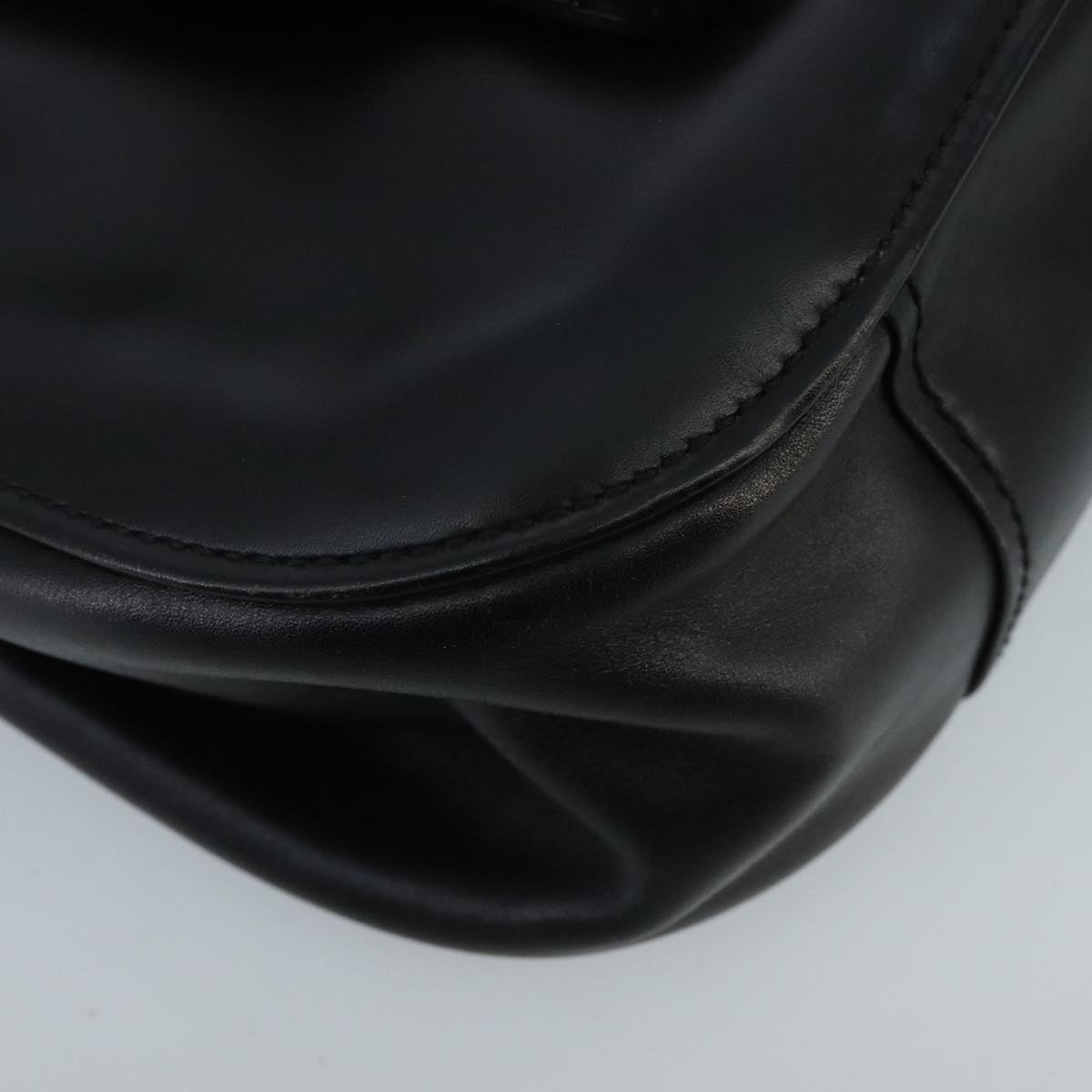 Gucci Black Leather Shoulder Bag (Pre-Owned)