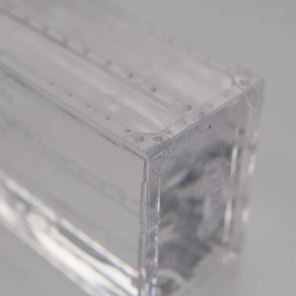 Louis Vuitton Paperweight Transparent Glass Wallet (Pre-Owned)