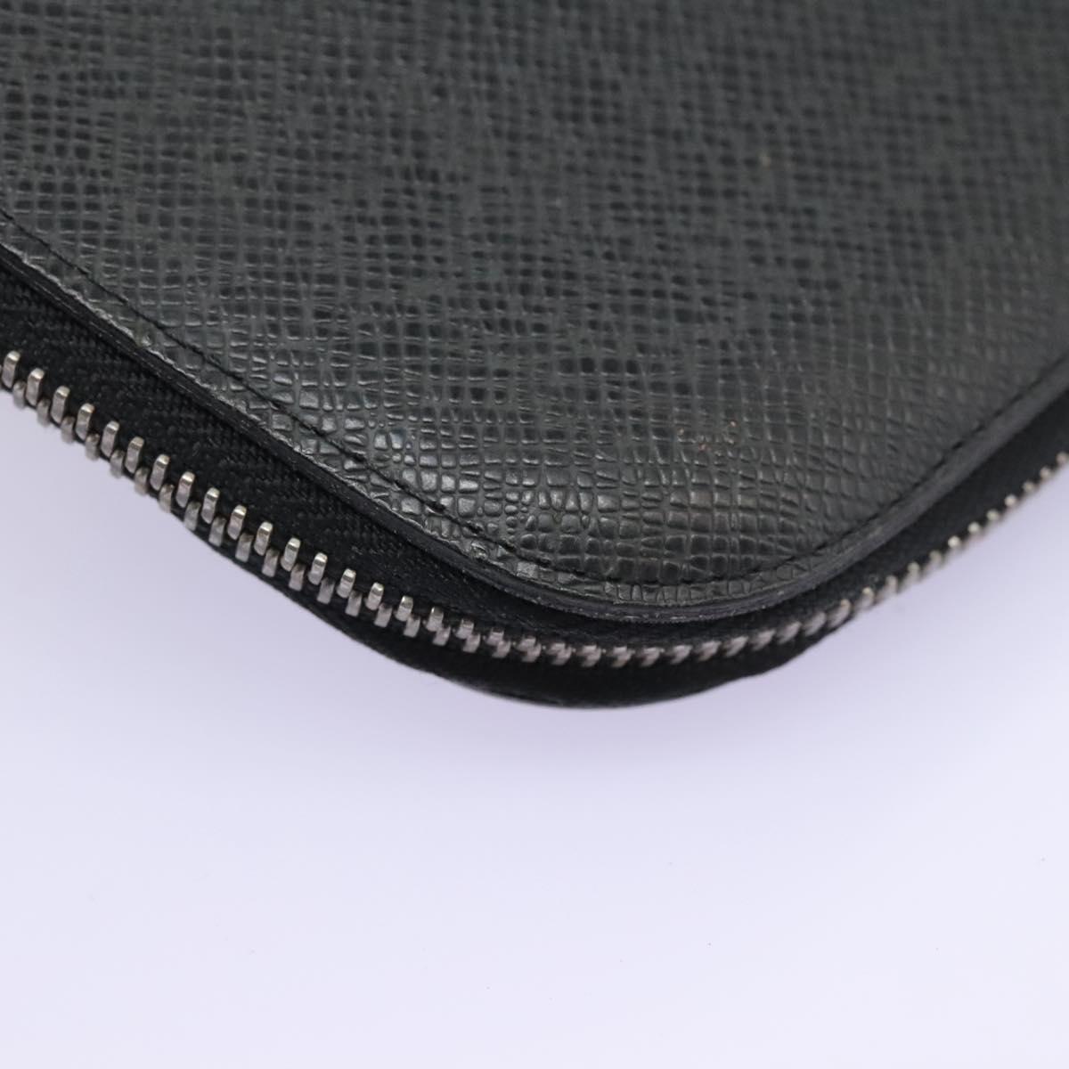 Louis Vuitton Taiga Black Leather Wallet (Pre-Owned)