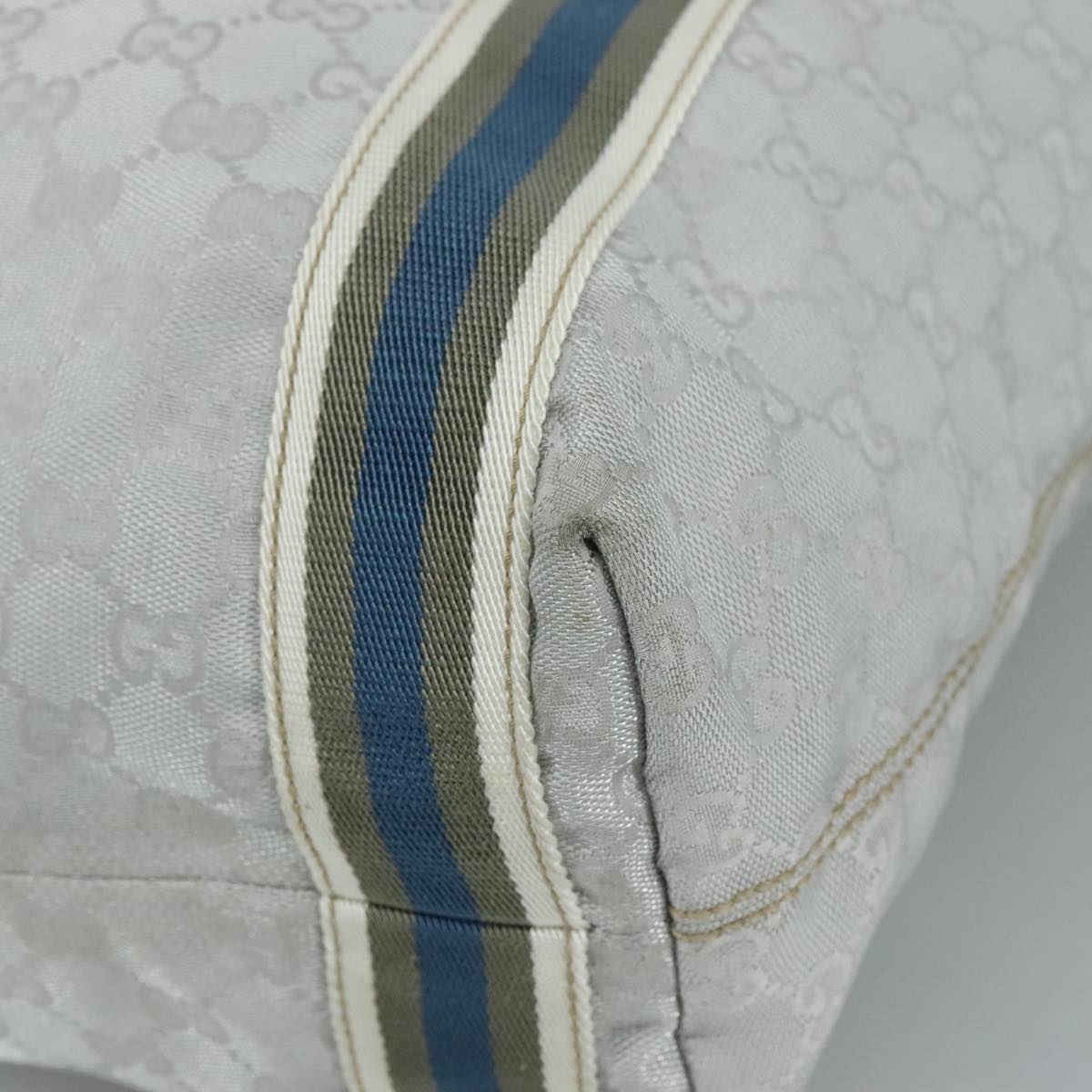 Gucci Gg Canvas Grey Canvas Tote Bag (Pre-Owned)